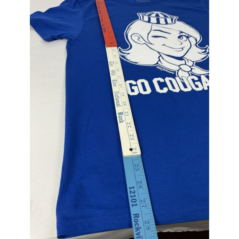 BYU Go Cougars Winking Cougar T-Shirt Lil Johnsons Mens Medium Blue - Picture 8 of 11
